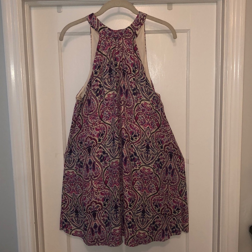 Women’s dress